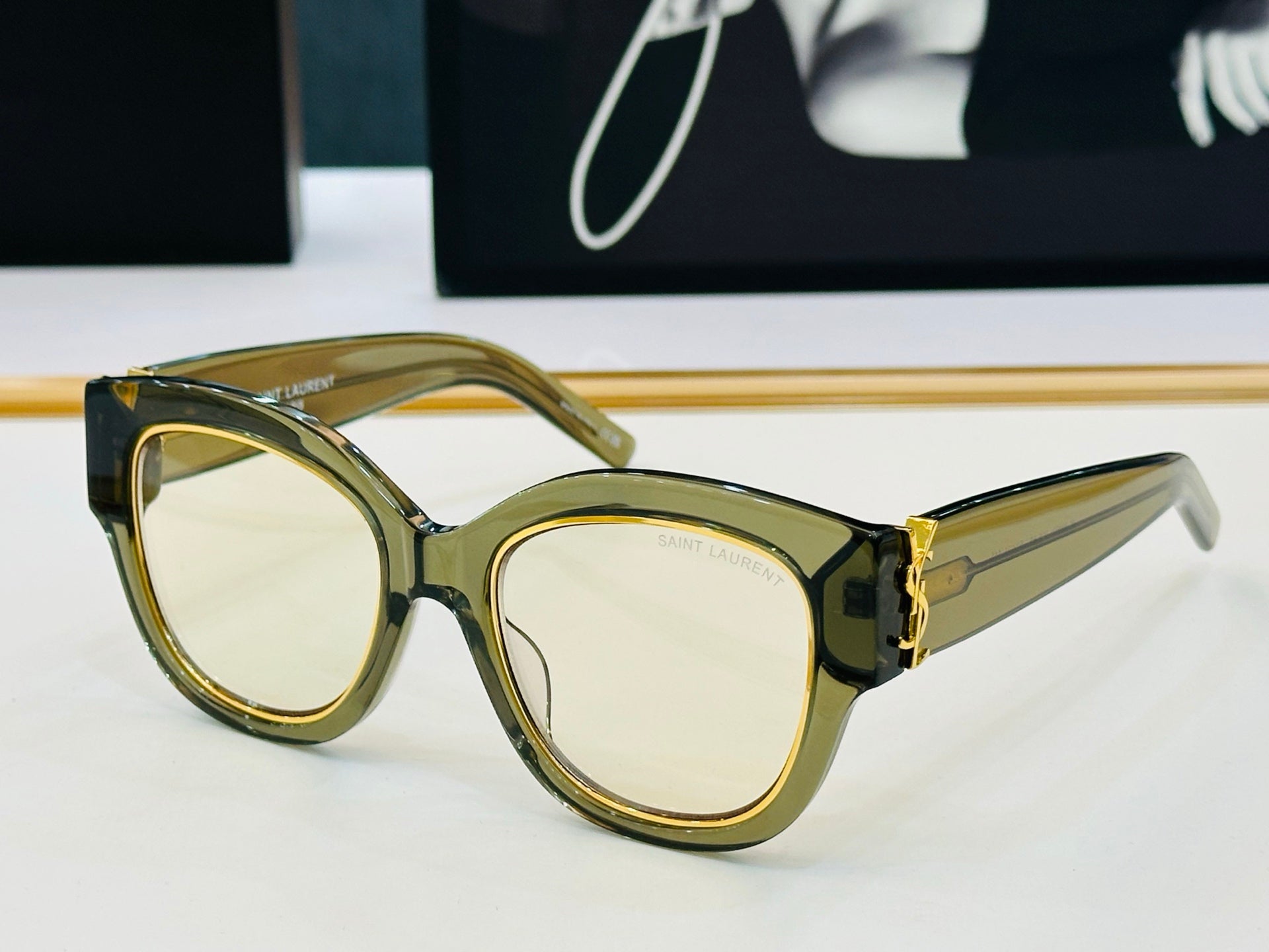 Saint Laurent Sunglasses 677549