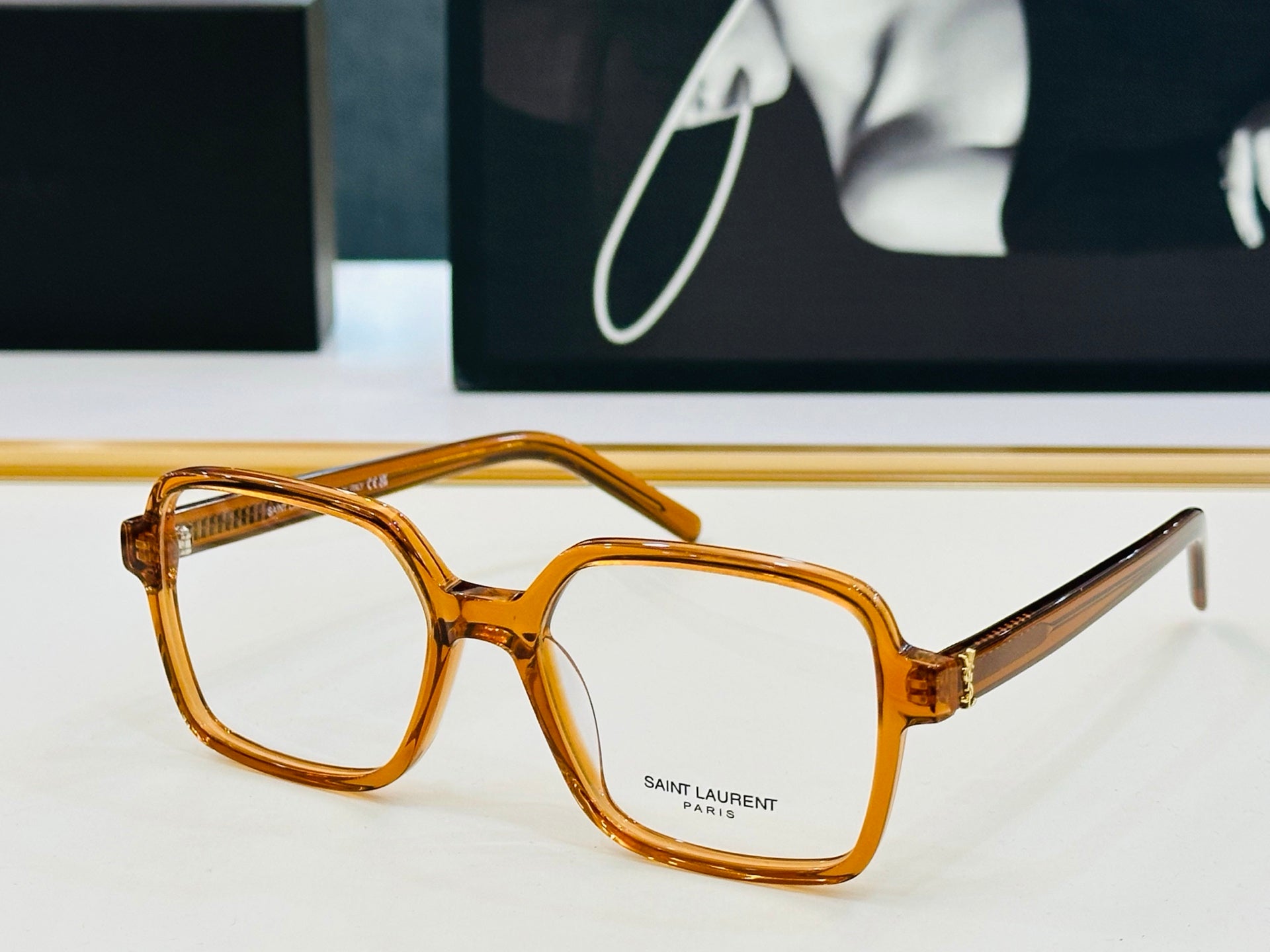 Saint Laurent Sunglasses 690783